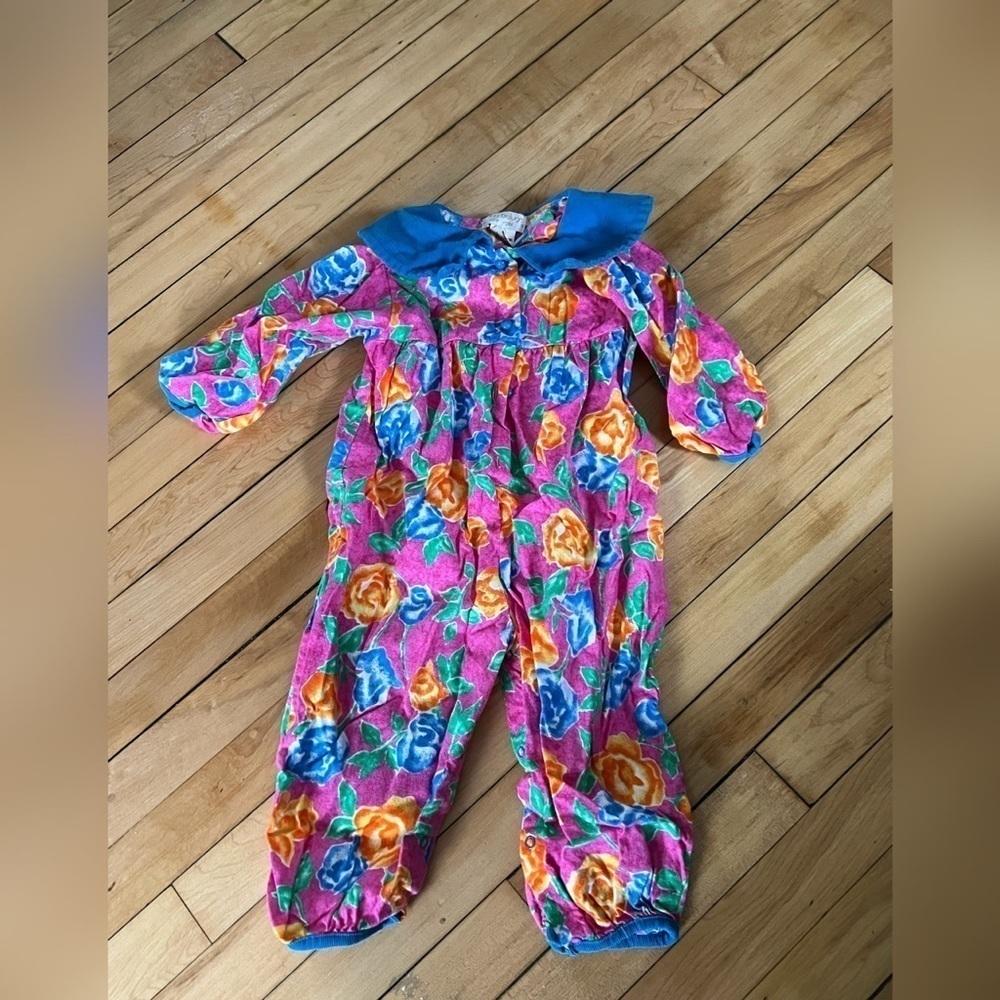 Baby Beluga New York vintage floral patterned infant bubble‎ jumper